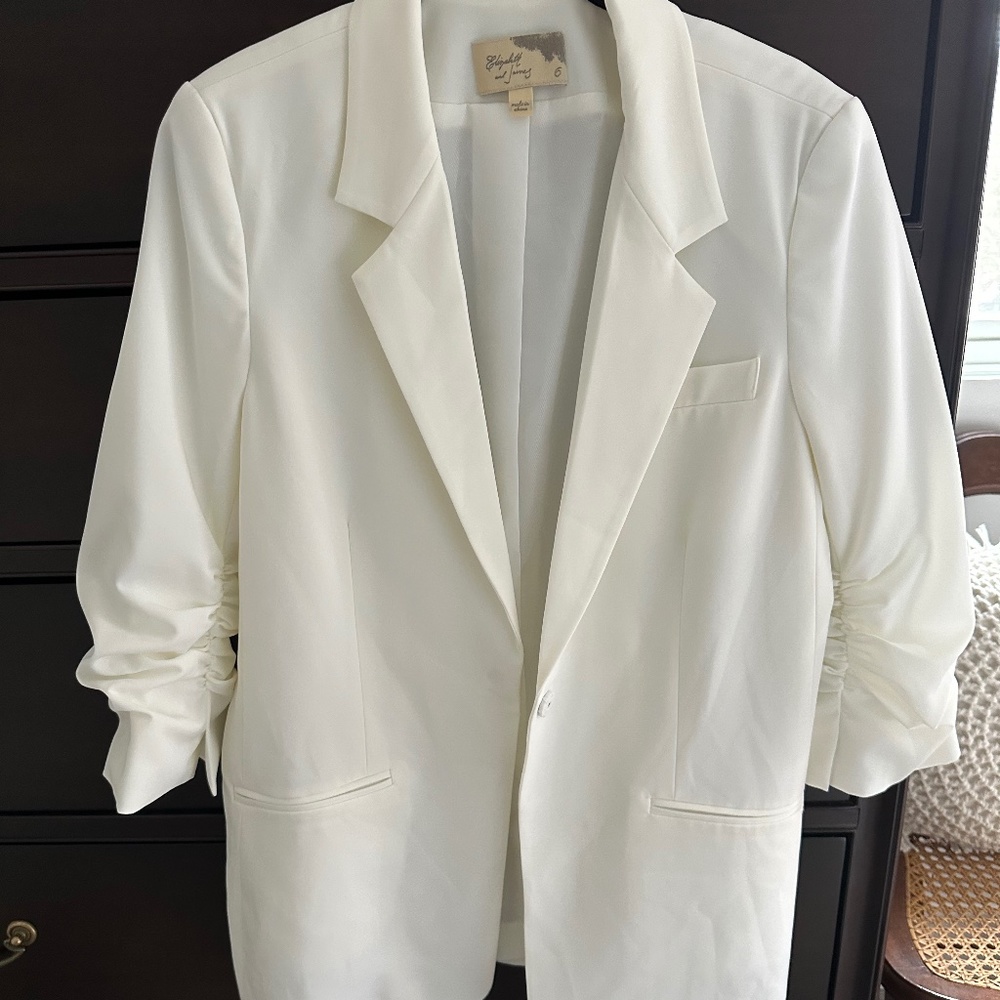 Elizabeth and James Ivory Lined Blazer Jacket 3/4 Ruched Sleeves Size 6
